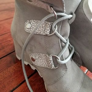 Sorel Shoes - Sorel sz 7 wedge Sorel Shoes - Sorel sz 7 wedge